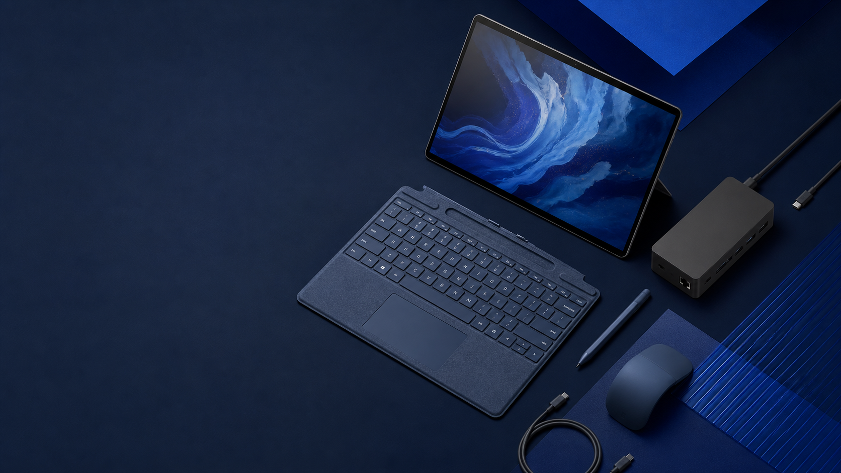 Accessori Surface: Type Cover, Pen, dock e mouse spiegati